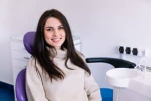 Dental Implant Infection: Early Signs and What to Watch For